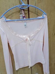 🌸NEW ME🌸Light Pink Lace Fitted Top