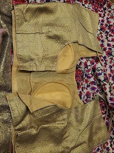 Thread Work Saree With Padded Blouse
