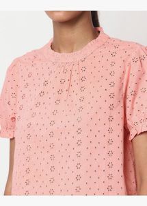 DNMX SCHIFFLI EMBROIDERED TOP WITH PUFFED SLEEVES