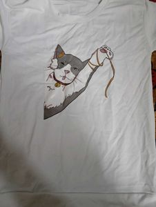White Tshirt