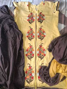 Embroidered Kurta Set