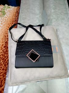 New Branded Handbag