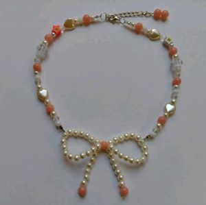 Pearl Bow Necklace