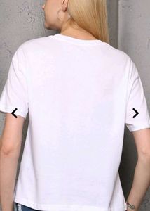 Trendy White Graphic Tee