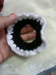 Crochet Scrunchie Hair Tie