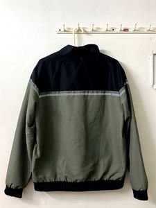 Highlander - Stylish Two-Tone Bomber Jacket
