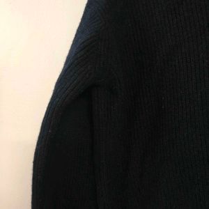 Uniqlo 100% wool pullover