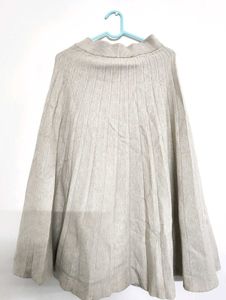 Elegant Beige Knit Skirt