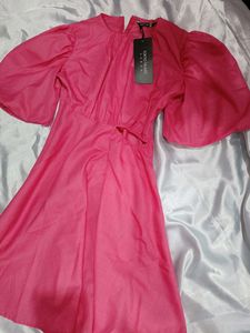 Price Drop🔥Tokyo Talkies Pink cut Out Dress