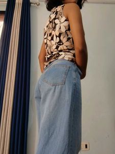 Floral Sleeveless Blouse
