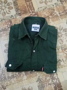 Dark Green Levi&#39;s Shirt
