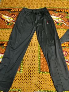 Victa Brand Track Suit XXL Brand