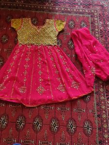 Pink &amp; Gold kurta chudidar