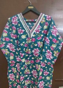 New Unused PureCotton Multi Floral Suit