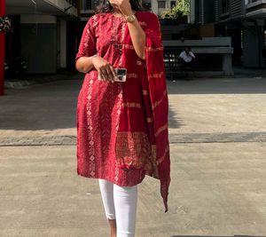 Red badani Kurti