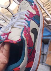 sb dunk parra