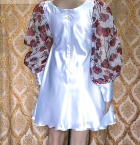 Pretty white satin dress 🌼🎀✨