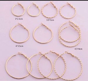 Urbanic Gold Hoops Set