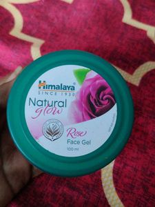 Himalaya Natural Glow Cream