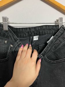 Ripped Black Wash High-Waisted Jeans