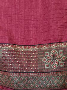 Elegant Maroon Saree♥️