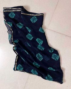 Geometric Print Navy Blue Saree With Blouse
