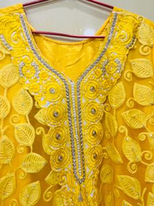 Yellow Makes You Slim
