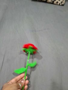 Crochet Red 7 rose bouque