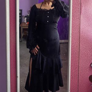 Elegant Black Midi Dress