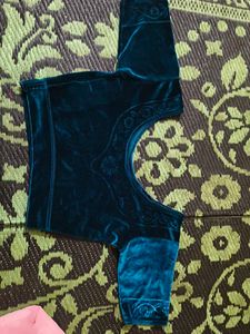 Valvate Blouse