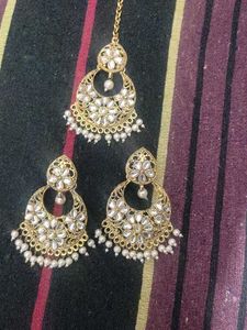 Kundan Earrings & MaangTikka Set With One FreeGift