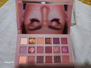 HudaBeauty Nude Eyeshadow Palette(Dupe)