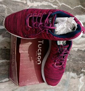 Tucson Shoes Almost New