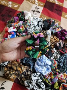 Hairs Scrunchies Pack Of 7