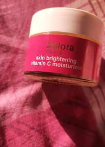 Skin Brightening Vitamin C Moisturise