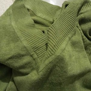 Green V-Neck Knit Sweater