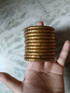 Vintage Gold Tone Bangle Set