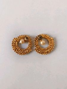 Earings