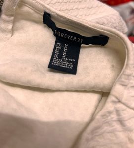 Forever 21 Off White dress Of M Size