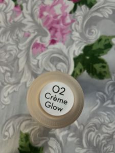 Mamaearth Hydra-Glow Foundation