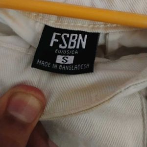 Men&#39;s White Cargo Pant (Size - Small)