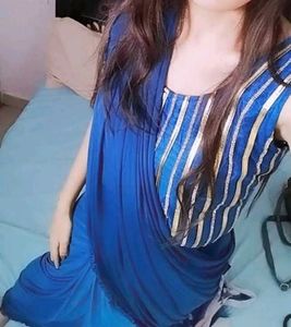 Elegant Blue Saree With Blouse