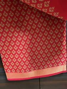 coral printed border saree with blouse