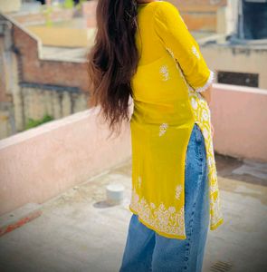 yellow chicken kari kurti
