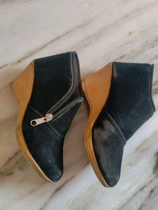 Black Boots