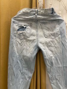 Boyfriend Ripped Jeans