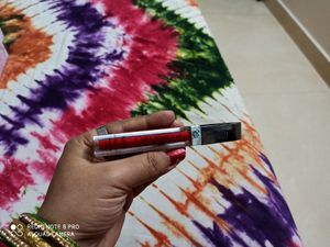 Huda Beauty Matte Lipstick In Blood Red Colour