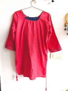 Embroidered Short Kurta &amp;Yoga Tights