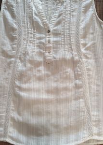 Casual Stylish Sleevless White Top