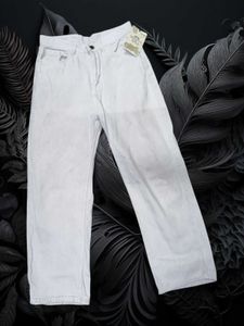 B@28 Size-28 Straight Jeans